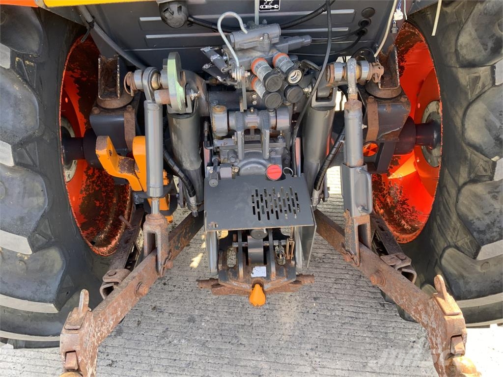 Kubota M6040 Tractor (ST27041) Άλλα γεωργικά μηχανήματα