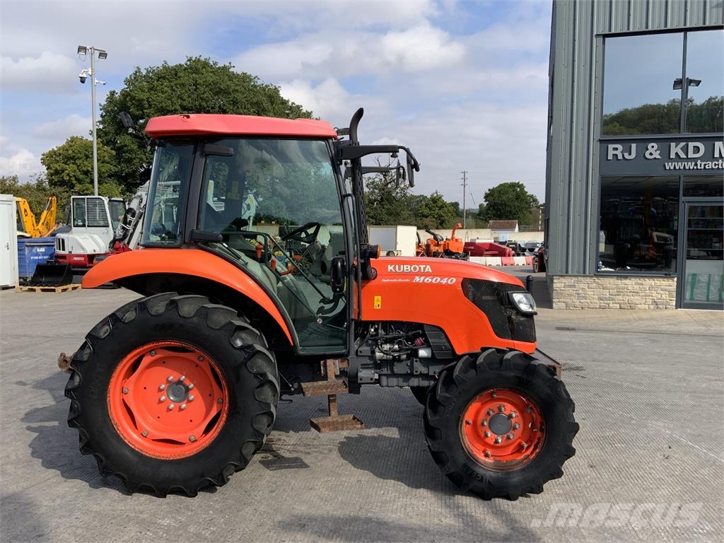 Kubota M6040 Tractor (ST27041) Άλλα γεωργικά μηχανήματα