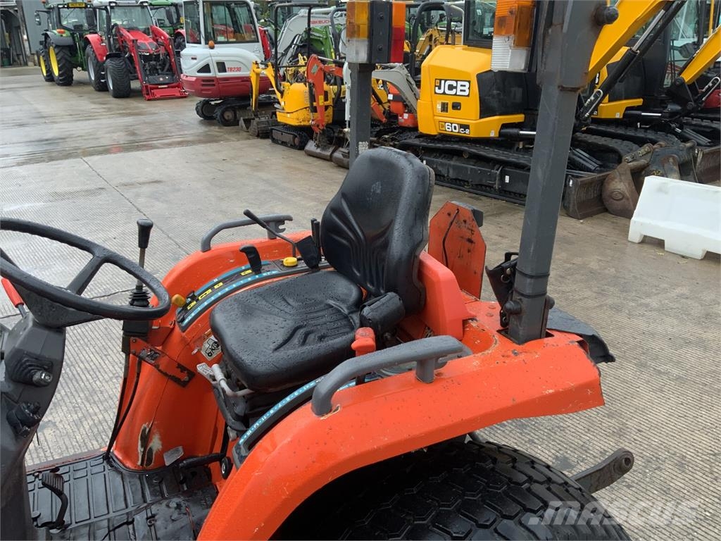 Kubota STV32 Compact Tractor (ST28021) 건설 장비 - 기타