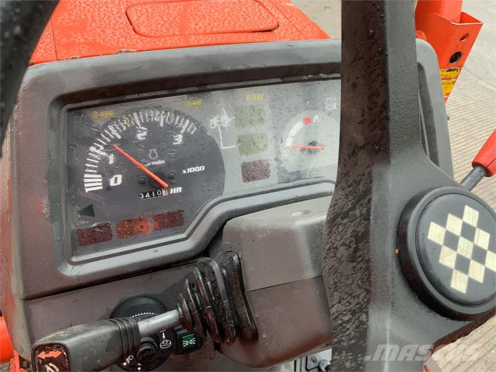 Kubota STV32 Compact Tractor (ST28021) 건설 장비 - 기타