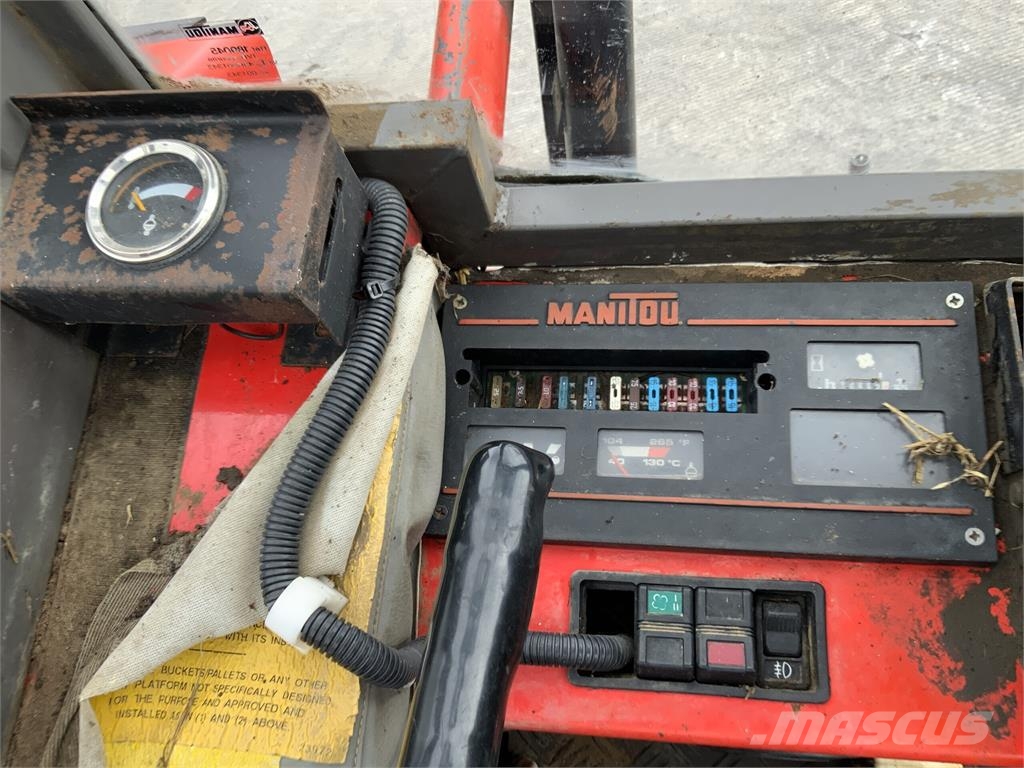 Manitou M426 CP Rough Terrain ForkLift (ST27220) 농기계 - 기타
