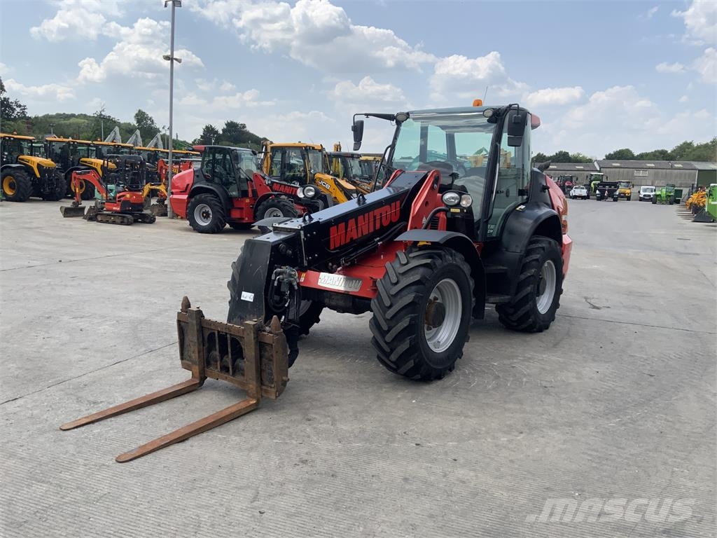 Manitou MLA-T 533-145 V+Elite Pivot Steer Telehandler (ST2 Teleskoplader