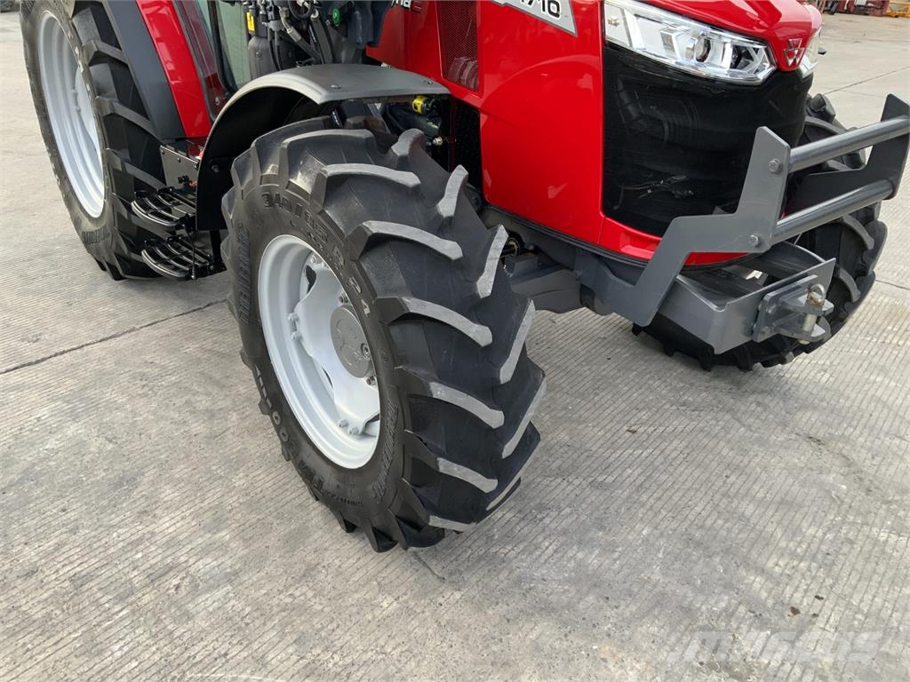 Massey Ferguson 4710 Dyna2 Tractor (ST27837) Tractors