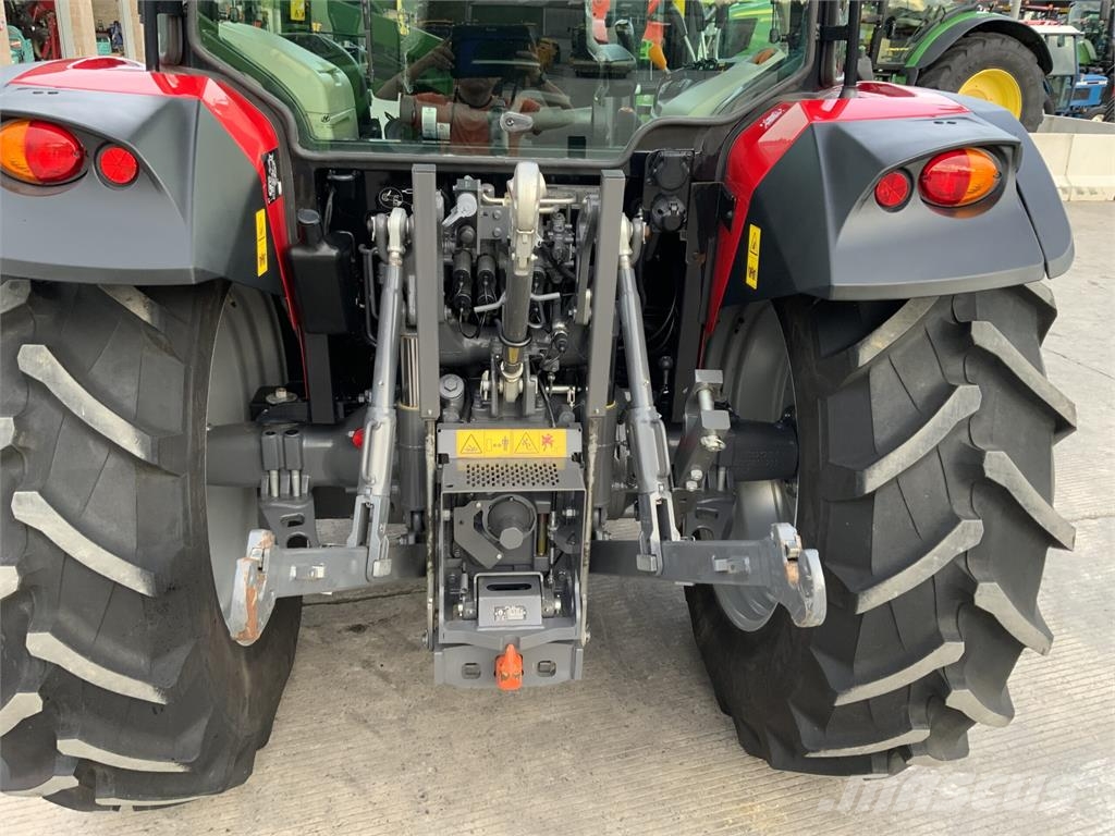 Massey Ferguson 4710 Dyna2 Tractor (ST27837) Tractors