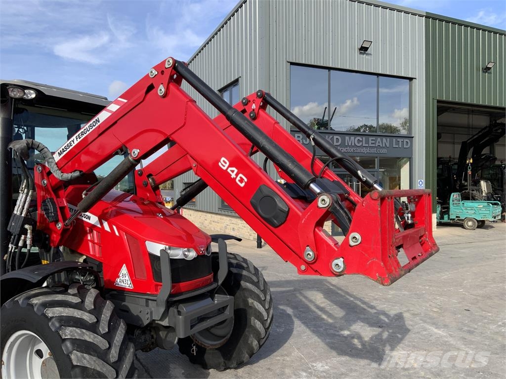 Massey Ferguson 5610 Dyna 4 Tractor (ST27608) ماكينات زراعية - غير ذلك