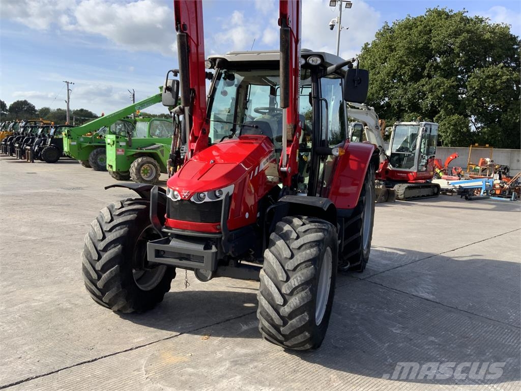 Massey Ferguson 5610 Dyna 4 Tractor (ST27608) ماكينات زراعية - غير ذلك