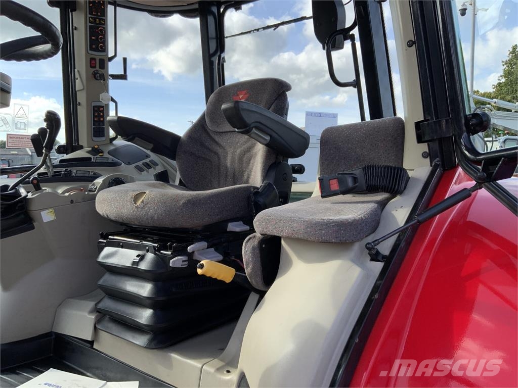 Massey Ferguson 5610 Dyna 4 Tractor (ST27608) ماكينات زراعية - غير ذلك