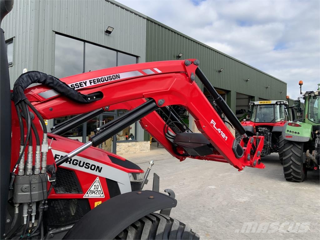 Massey Ferguson 5S.125 Tractor (ST27701) ماكينات زراعية - غير ذلك