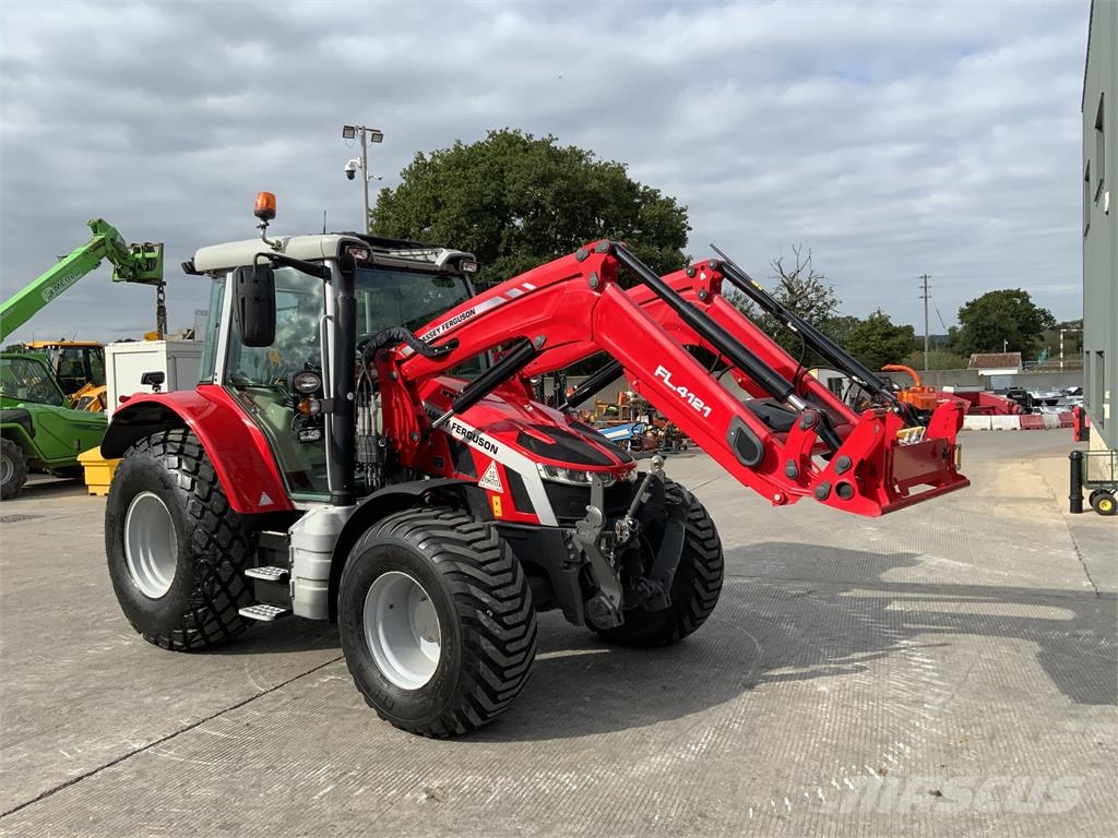Massey Ferguson 5S.125 Tractor (ST27701) ماكينات زراعية - غير ذلك