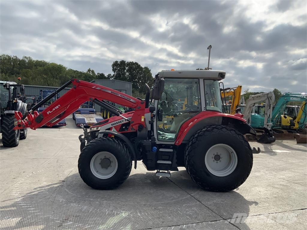 Massey Ferguson 5S.125 Tractor (ST27701) ماكينات زراعية - غير ذلك