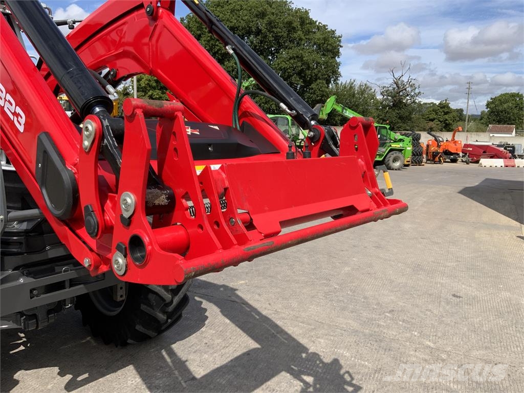Massey Ferguson 6S.145 Tractor (ST27325) ماكينات زراعية - غير ذلك