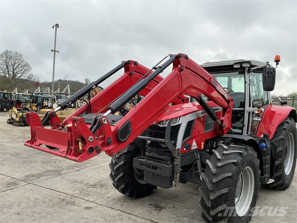 Massey Ferguson 7S.180 Tractor (ST25886) Farm machinery
