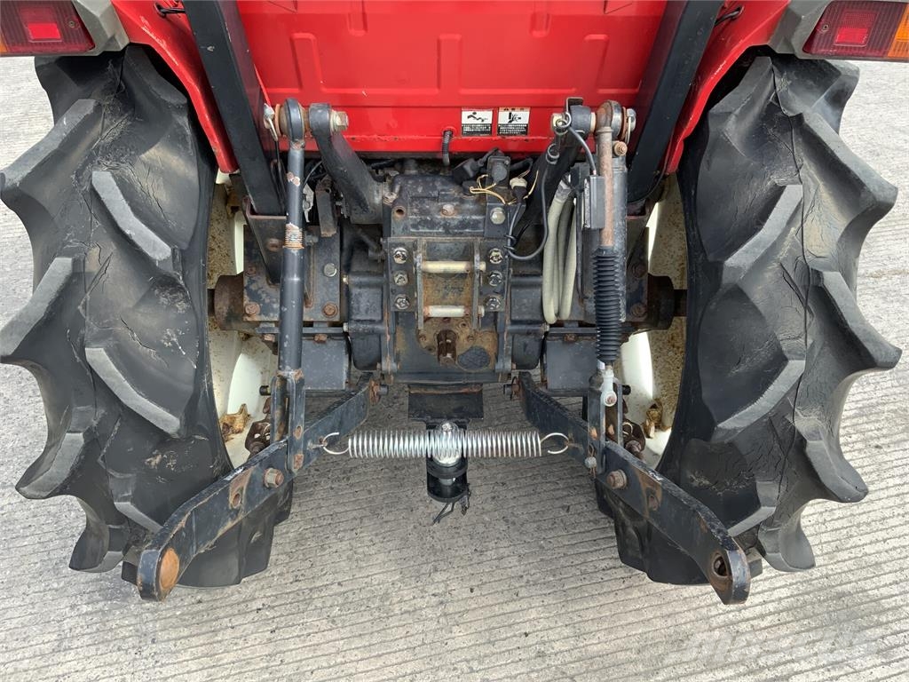 Mitsubishi MT246 Compact Tractor (ST27290) Další
