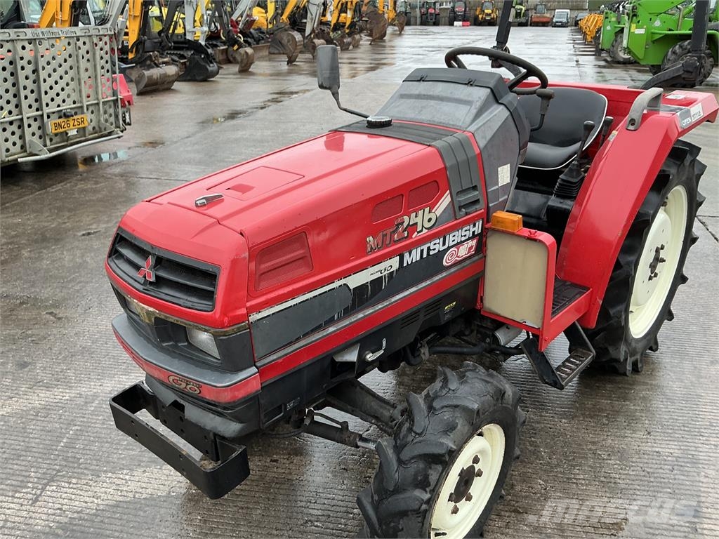 Mitsubishi MT246 Compact Tractor (ST27290) Construction - Others