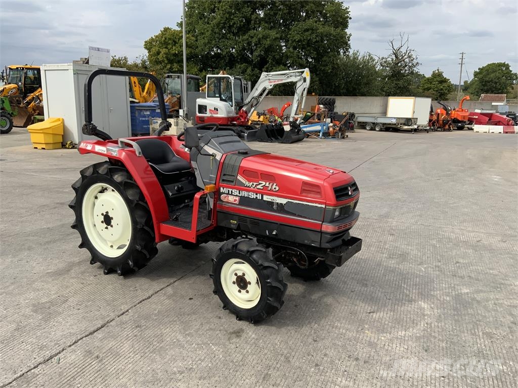 Mitsubishi MT246 Compact Tractor (ST27290) Další