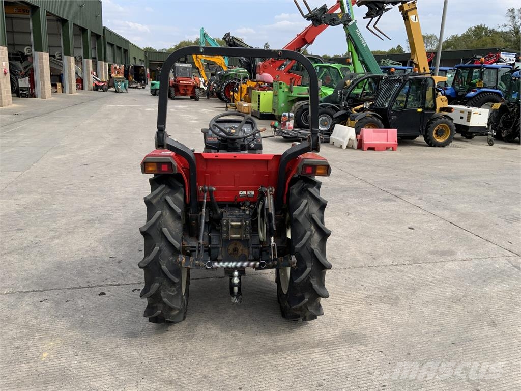 Mitsubishi MT246 Compact Tractor (ST27290) Další
