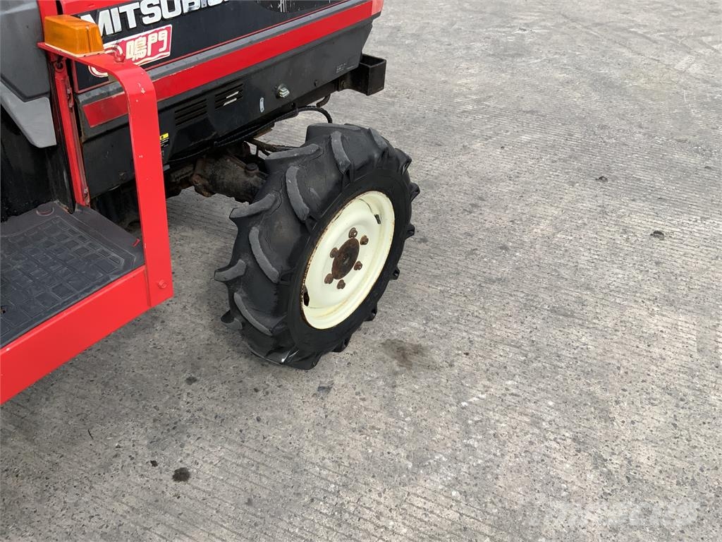 Mitsubishi MT246 Compact Tractor (ST27290) Další