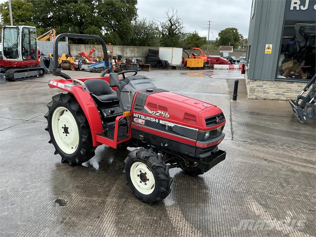 Mitsubishi MT246 Compact Tractor (ST27290) Construction - Others