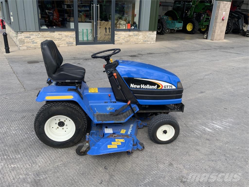 New Holland GT75 Ride on Mower (ST23610) Otra maquinaria agrícola