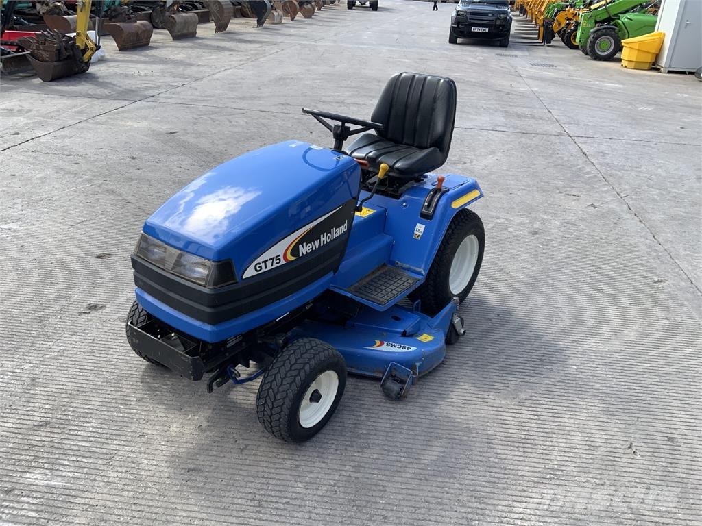 New Holland GT75 Ride on Mower (ST23610) Otra maquinaria agrícola
