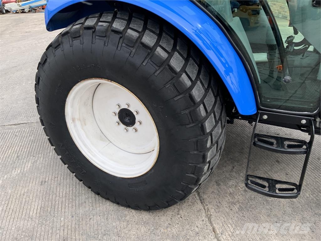 New Holland T4.75S Tractor (ST27393) Otra maquinaria agrícola