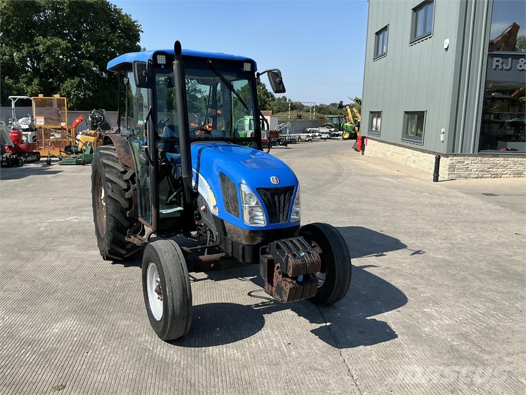 New Holland T4020 Tractor (ST26079) Сільгосптехніка - Інші