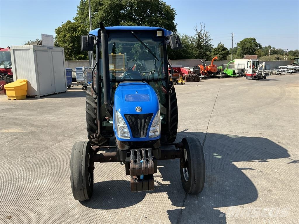 New Holland T4020 Tractor (ST26079) Сільгосптехніка - Інші