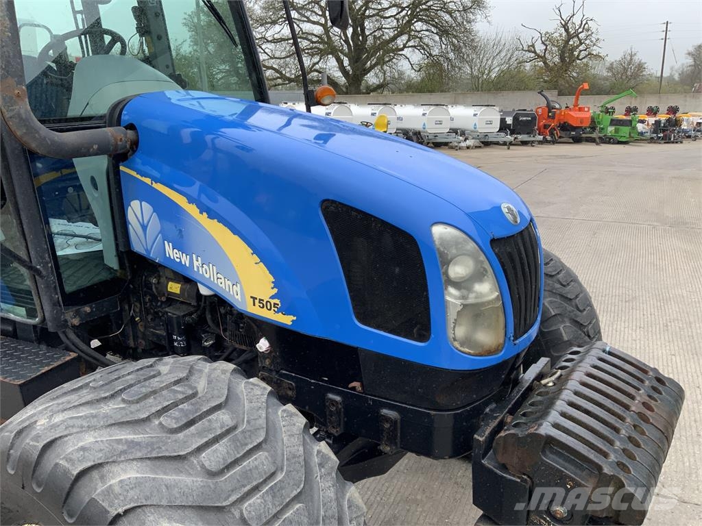 New Holland T5050 Tractor (ST25988) Сільгосптехніка - Інші