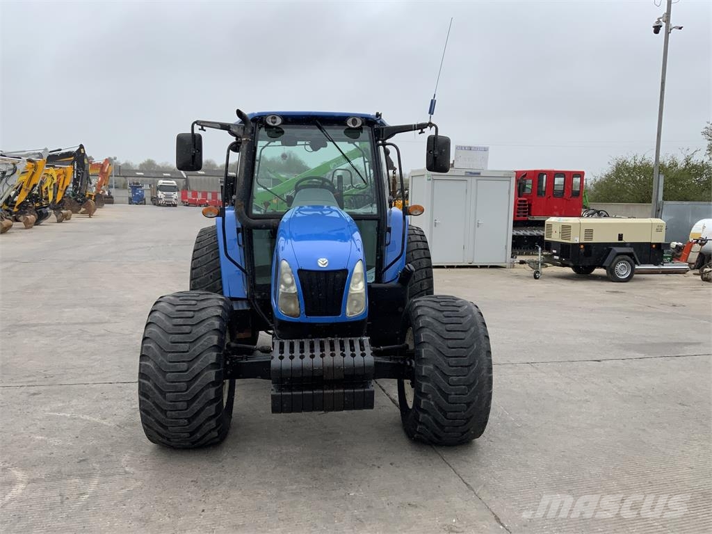 New Holland T5050 Tractor (ST25988) Сільгосптехніка - Інші