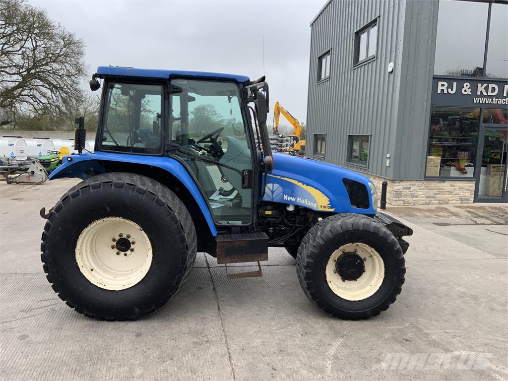New Holland T5050 Tractor (ST25988) Сільгосптехніка - Інші