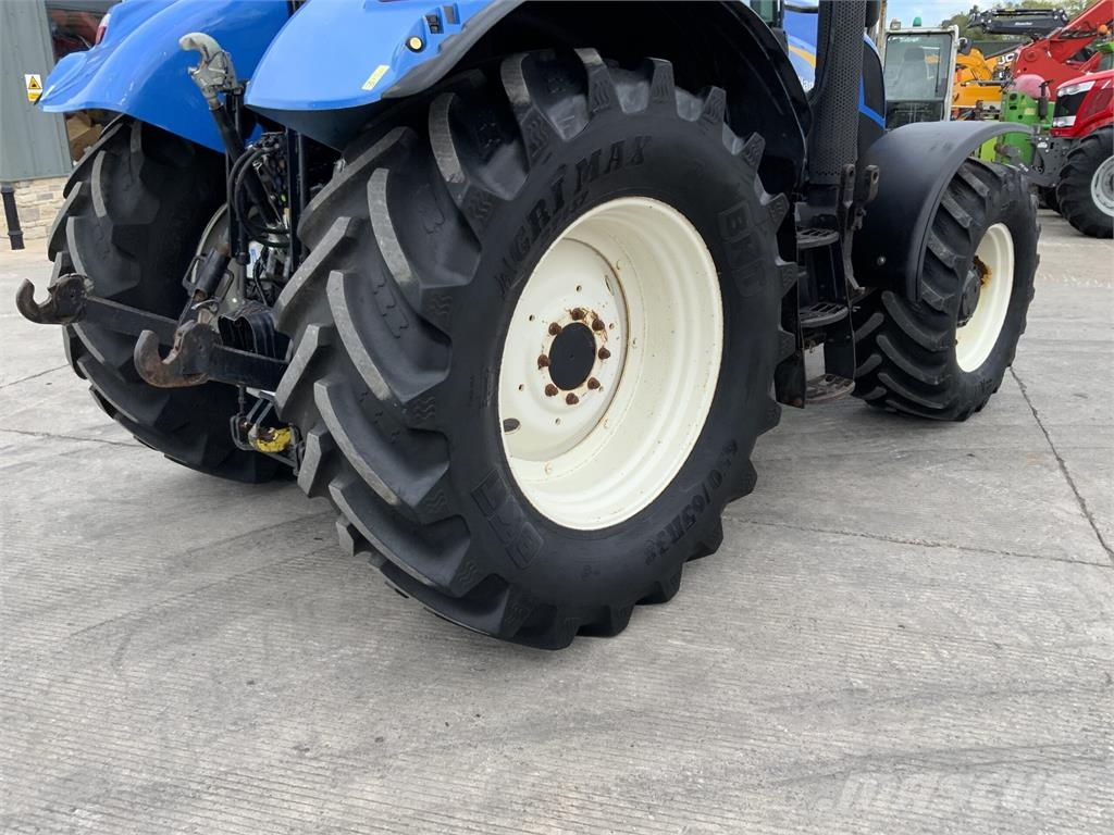 New Holland T6080 Tractor (ST27630) Tractors