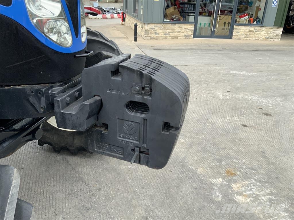 New Holland T6080 Tractor (ST27630) Tractors