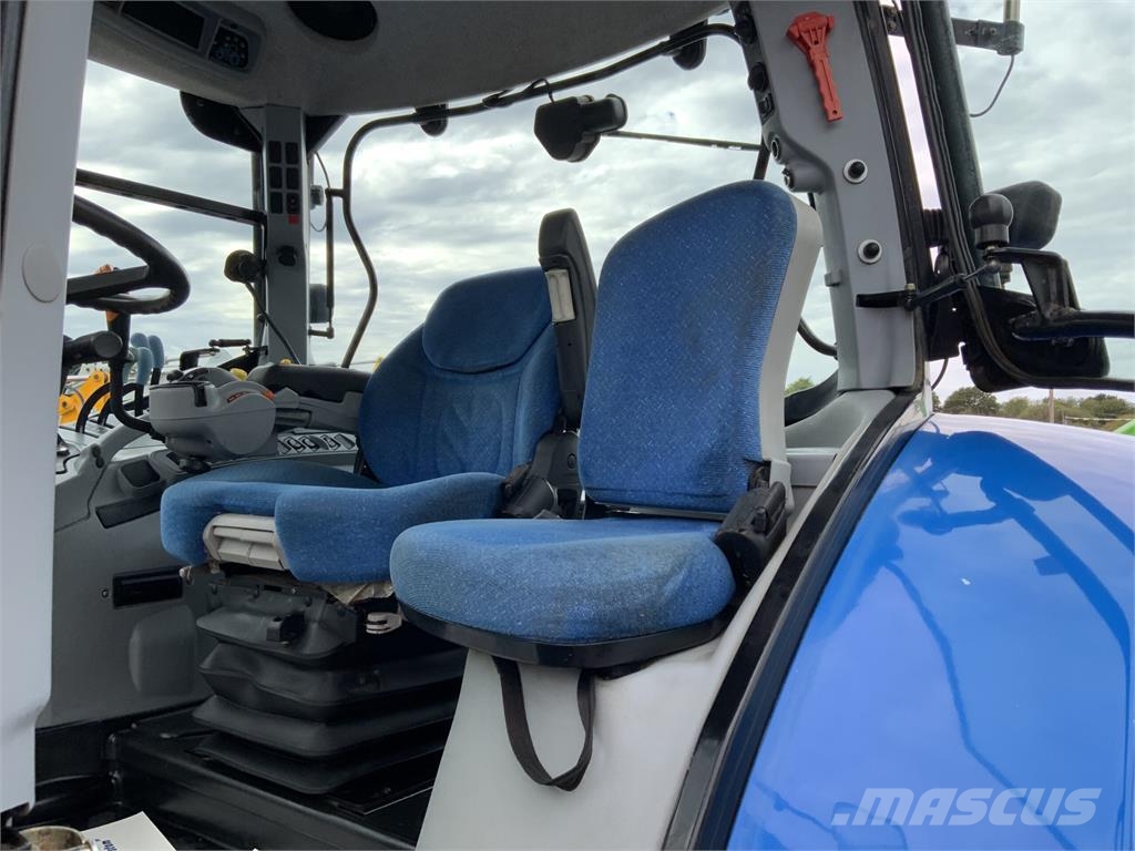 New Holland T6080 Tractor (ST27630) Tractors