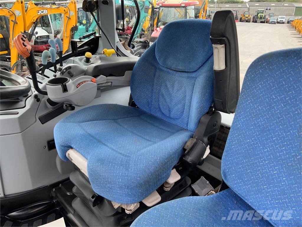 New Holland T6080 Tractor (ST27630) Tractors