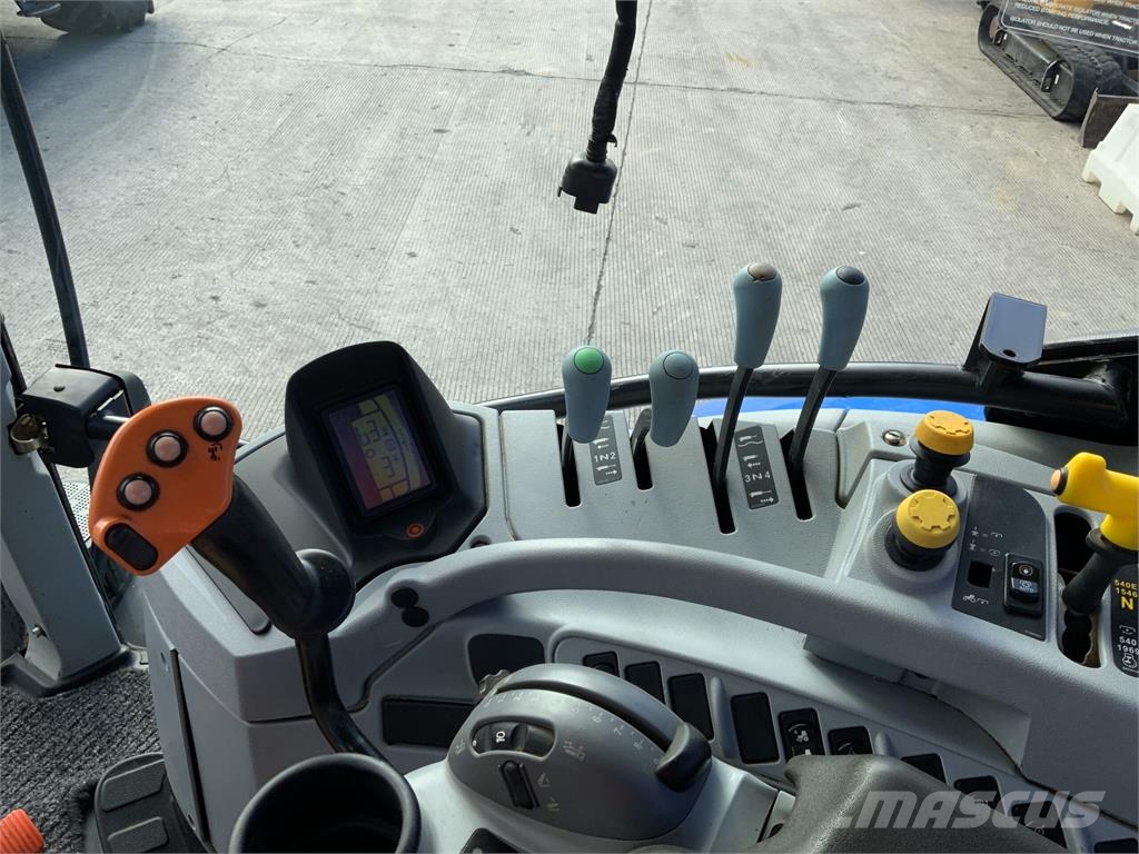 New Holland T7.200 Tractor (ST27355) ماكينات زراعية - غير ذلك
