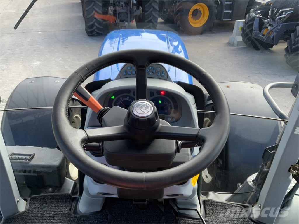 New Holland T7.200 Tractor (ST27355) ماكينات زراعية - غير ذلك