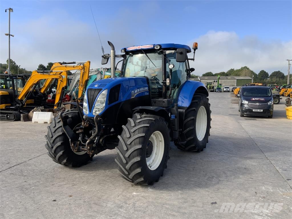 New Holland T7.200 Tractor (ST27355) ماكينات زراعية - غير ذلك