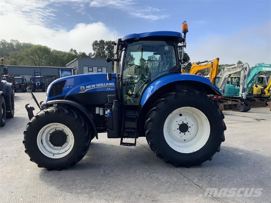 New Holland T7.200 Tractor (ST27355) ماكينات زراعية - غير ذلك