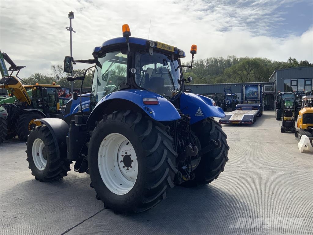 New Holland T7.200 Tractor (ST27355) ماكينات زراعية - غير ذلك