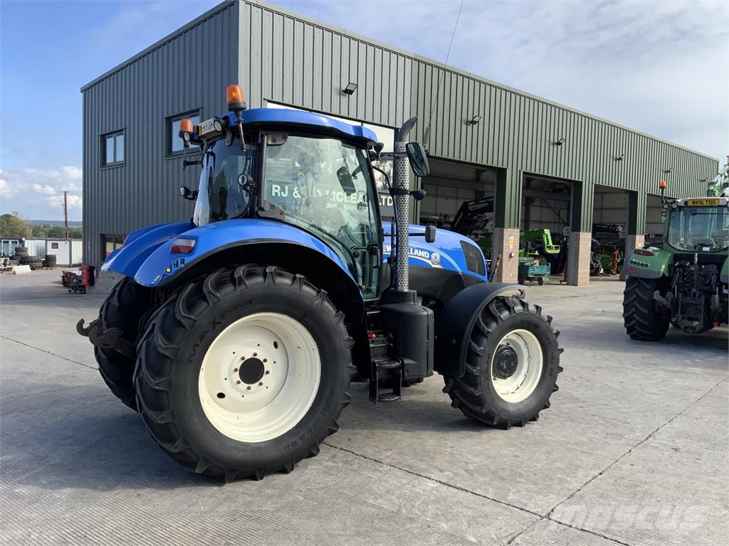 New Holland T7.200 Tractor (ST27355) ماكينات زراعية - غير ذلك