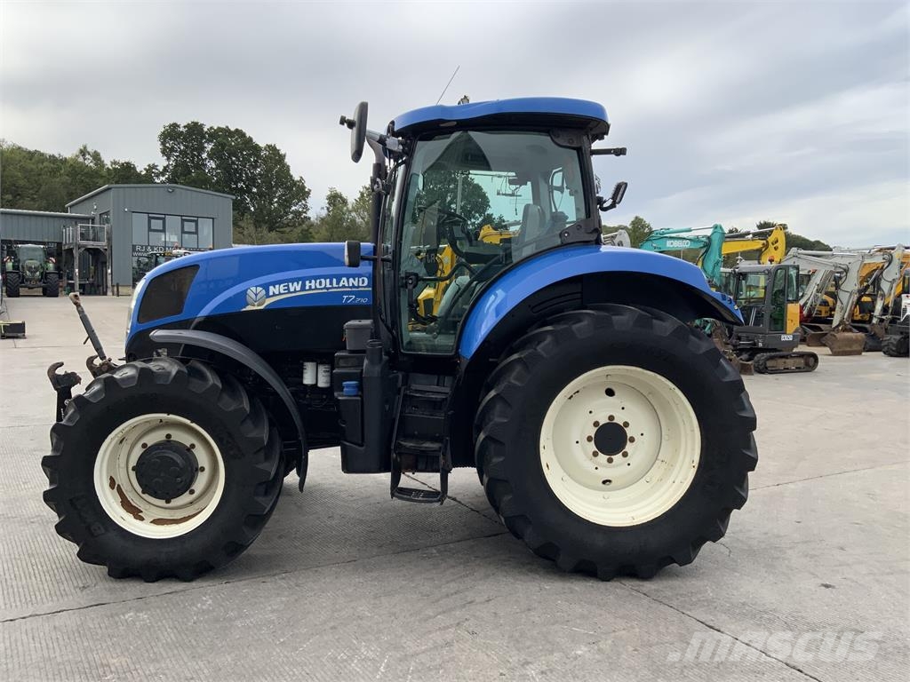 New Holland T7.210 Tractor (ST26606) Tractors