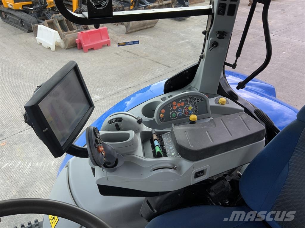 New Holland T7.230 Tractor (ST27606) Tractors