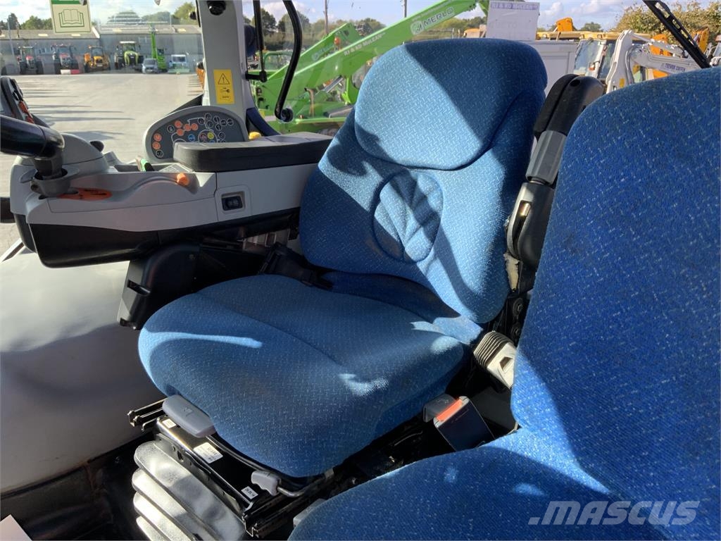New Holland T7.235 Auto Command Tractor (ST27199) Ciągniki rolnicze