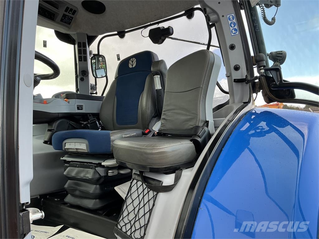 New Holland T7.245 Auto Command Tractor (ST27844) الجرارات