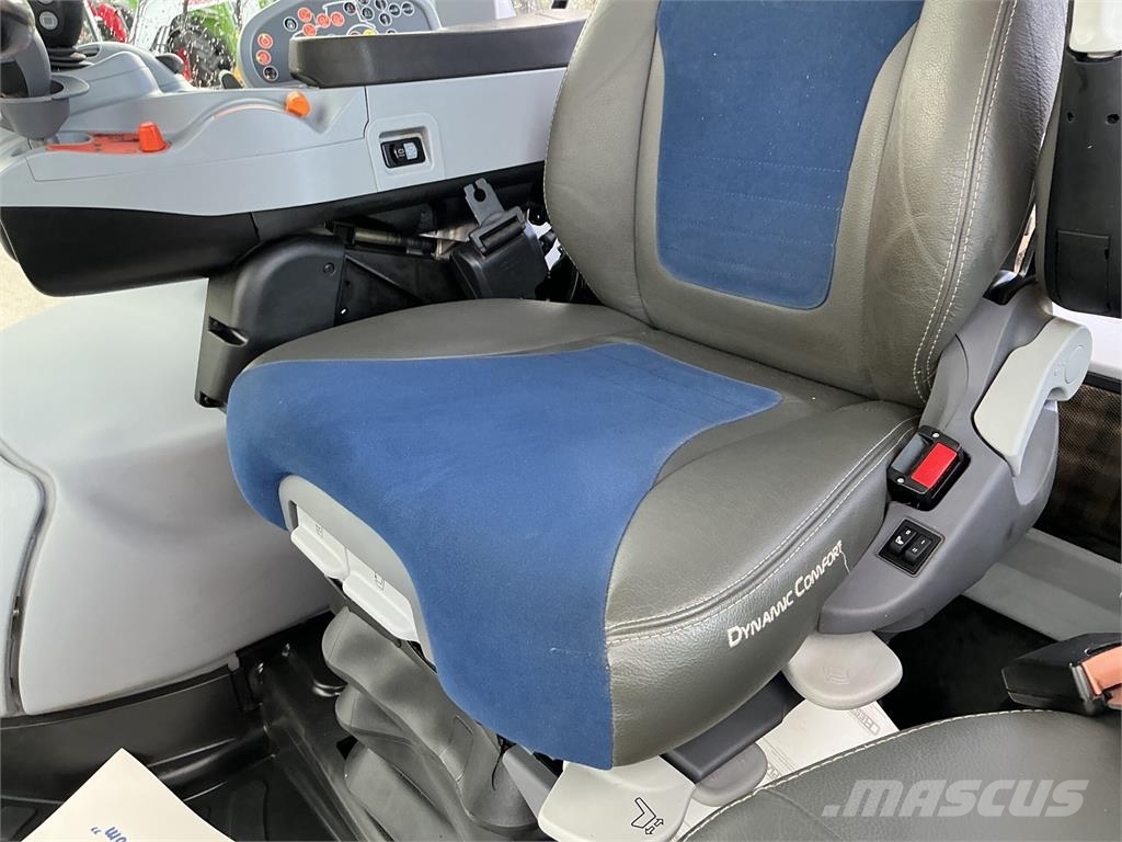 New Holland T7.245 Auto Command Tractor (ST27844) الجرارات