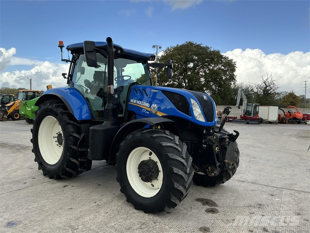New Holland T7.245 Auto Command Tractor (ST27844) الجرارات