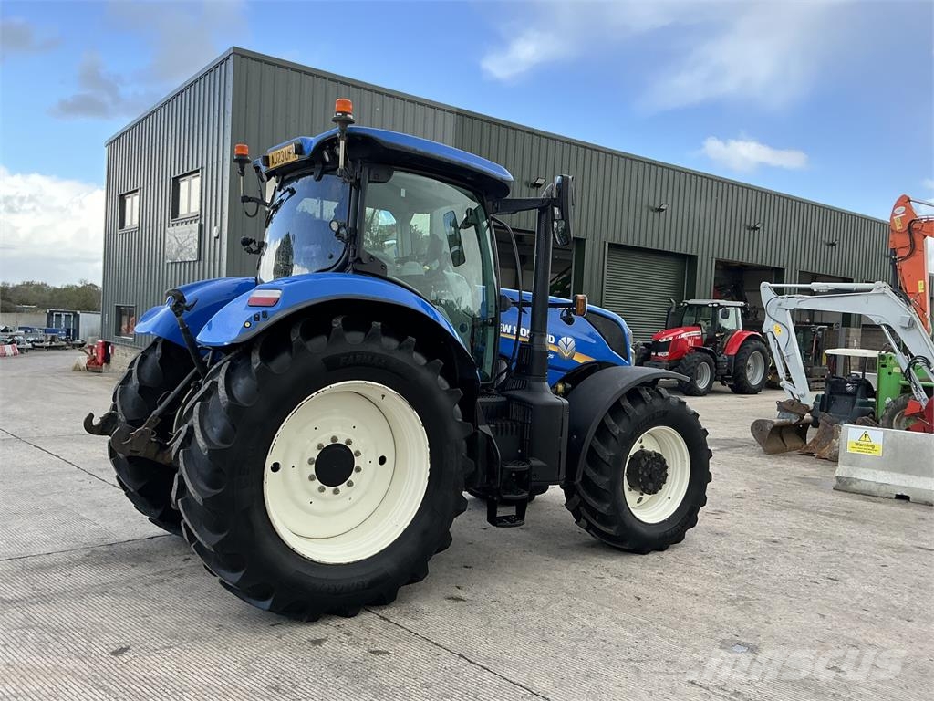 New Holland T7.245 Auto Command Tractor (ST27844) الجرارات