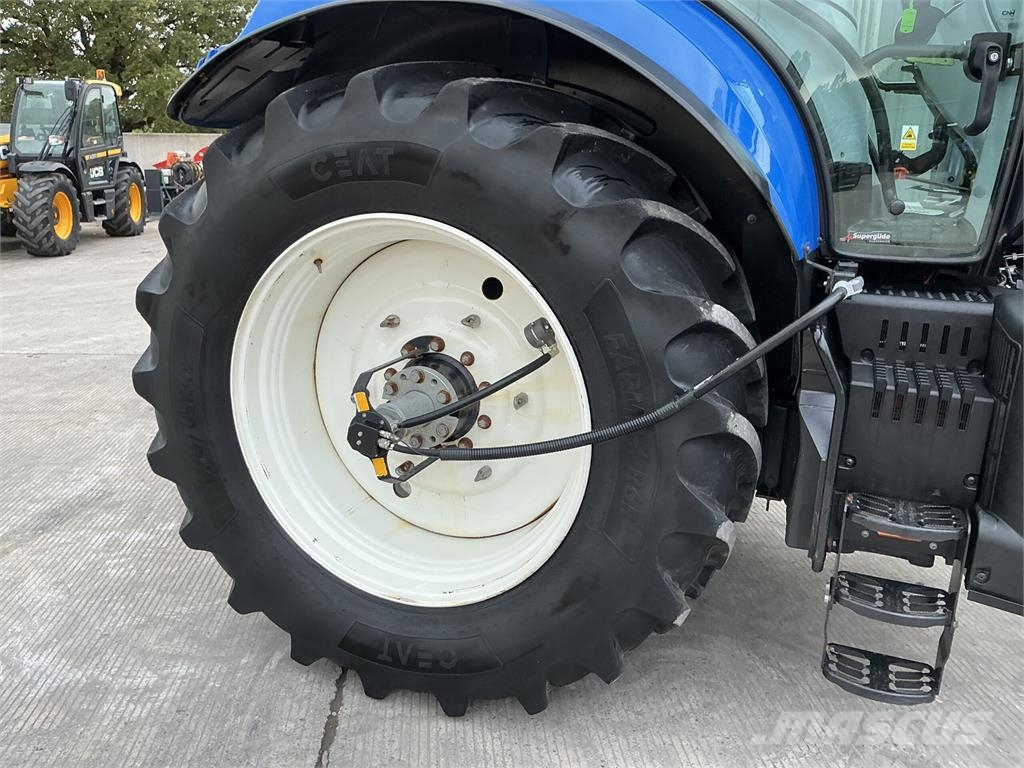 New Holland T7.245 Tractor (ST28005) Tractors