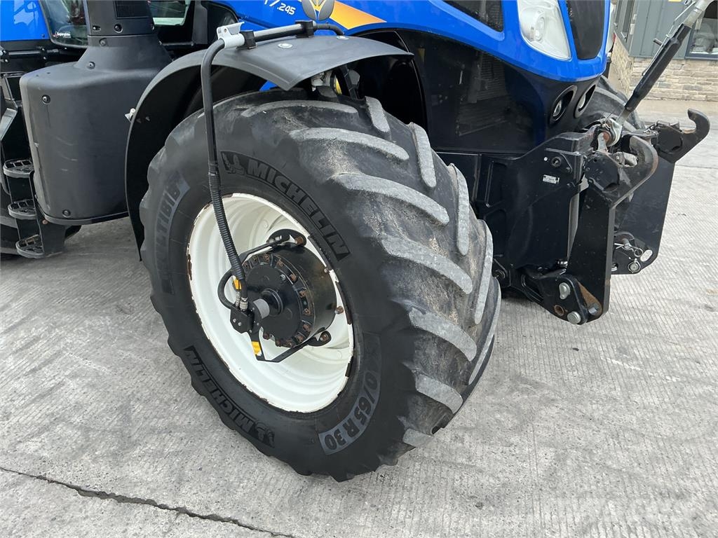 New Holland T7.245 Tractor (ST28005) Tractors