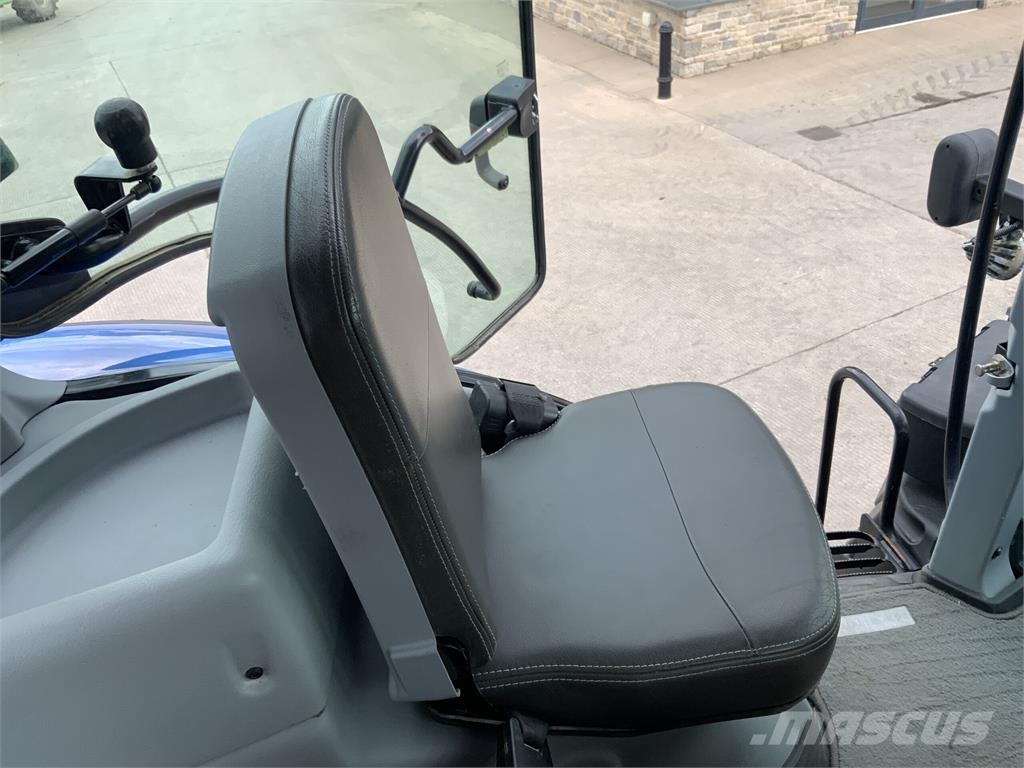 New Holland T7.290 Tractor (ST24455) الجرارات